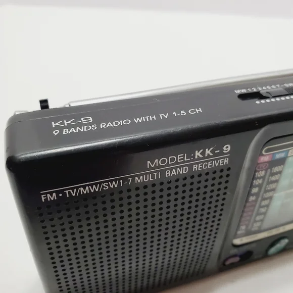 KK-9 9 Band Radio Tested in Working Condition - Picture 2 of 6